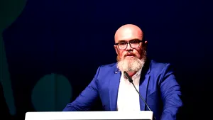 Omul din spatele programului radical al AfD s-a născut la Timișoara și laudă „patriotismul sănătos” din România