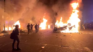 Iranul a anunțat că va crește salariul minim pe economie cu 60%, la două luni după protestele violente