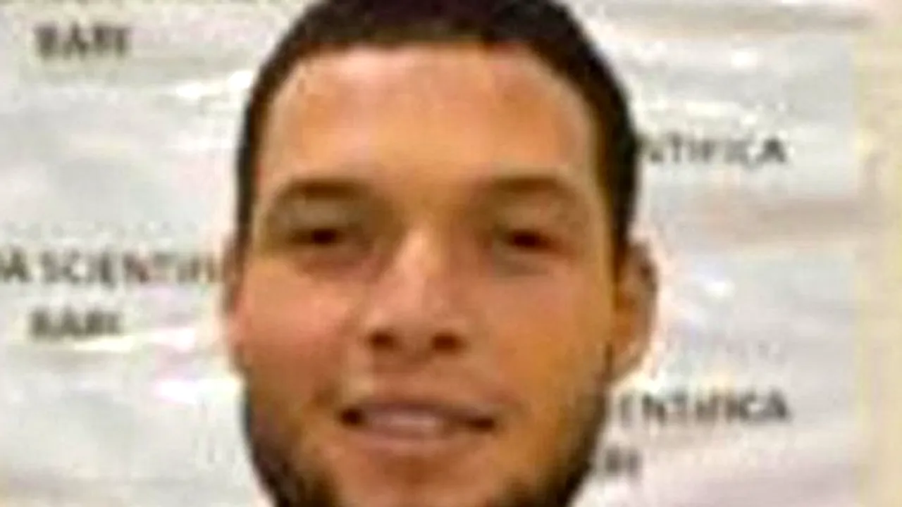 Tânărul care a creat teroare în Franţa, ieri, poza zâmbitor acum o lună. Cum a ajuns în Nisa şi ce a făcut înainte de atacul din biserică
