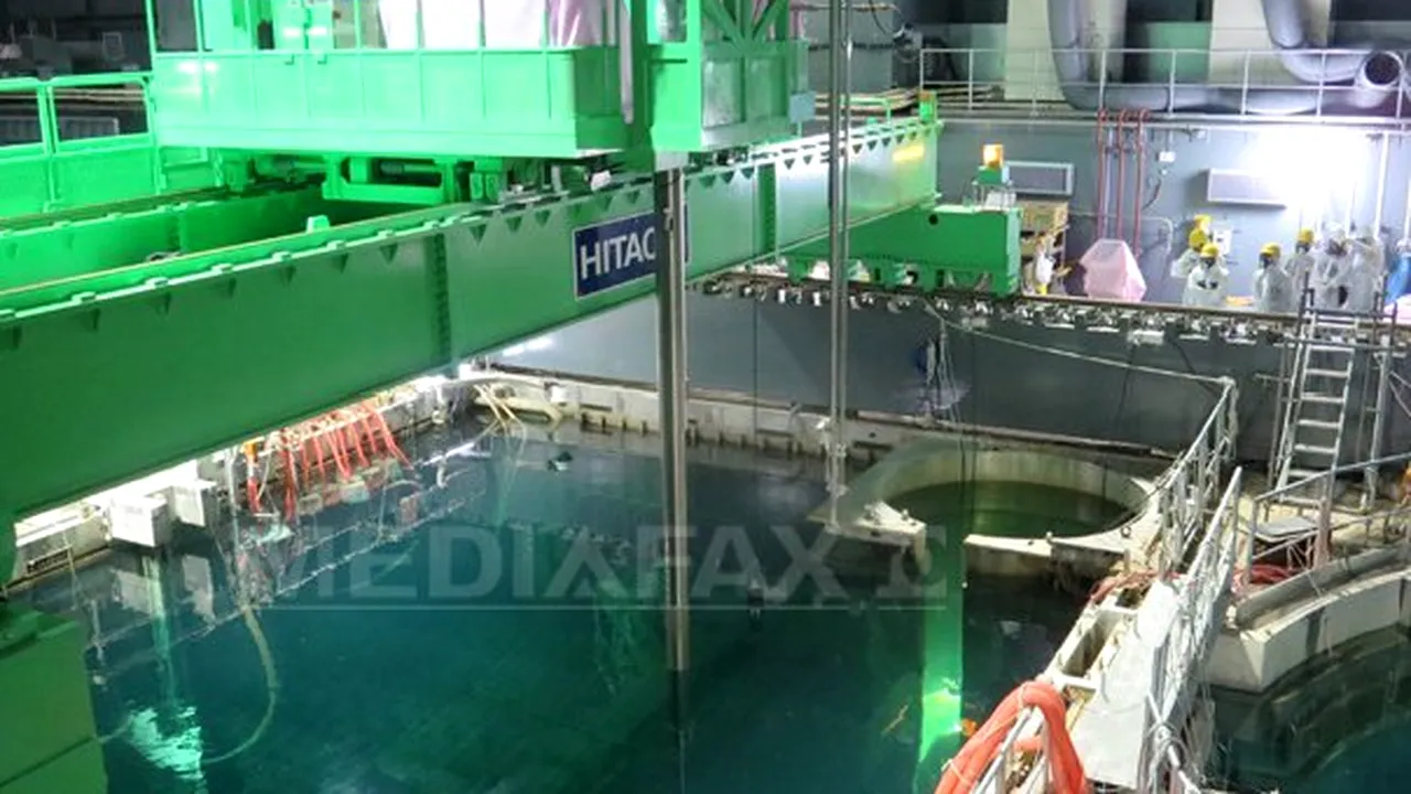 TEPCO a reluat operaţiunile de extragere a combustibilului nuclear la Fukushima - VIDEO