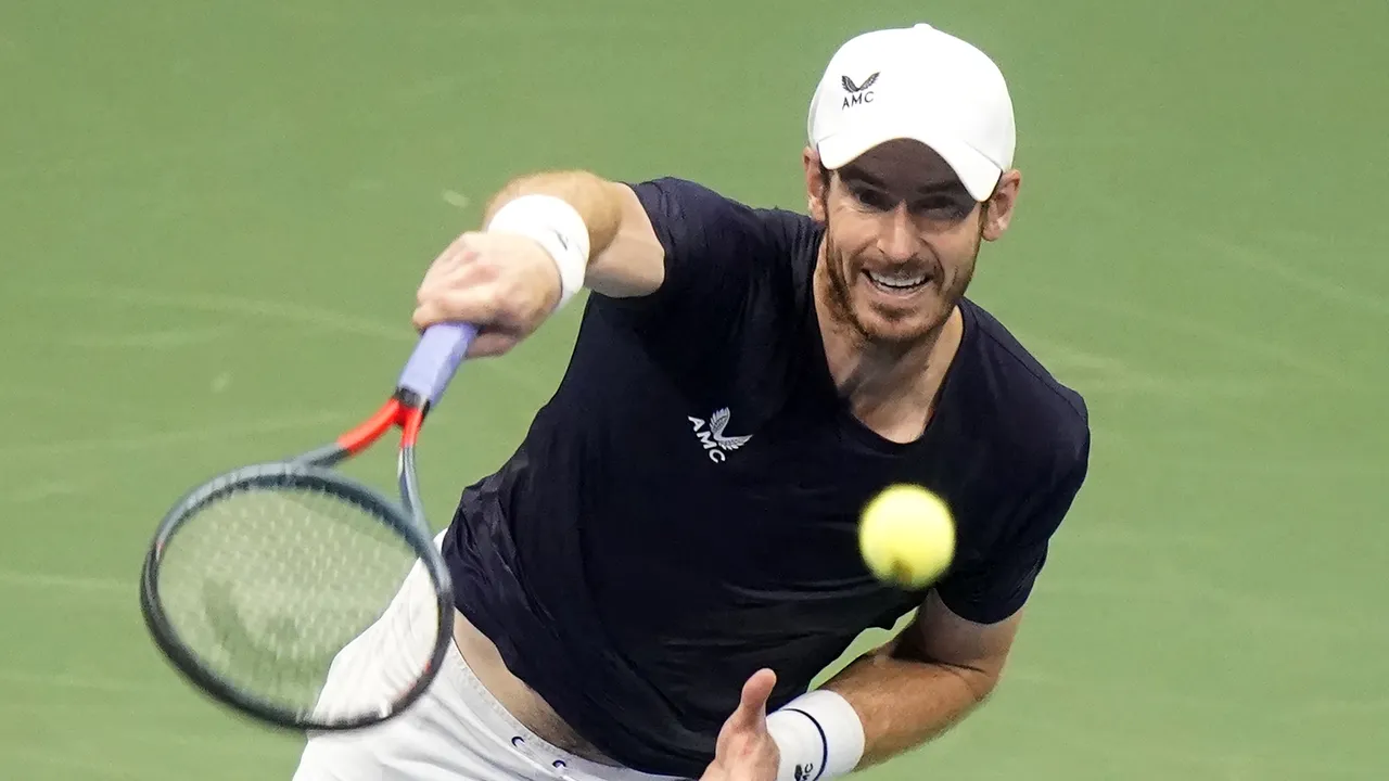Depăşit de Emma Răducanu pe Instagram, Andy Murray continuă declinul pe terenul de tenis