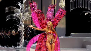 Heidi Klum va fi gazda show-ului Victoria's Secret 2009 - GALERIE FOTO