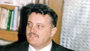 Mama europarlamentarului braşovean Nicolae Vlad Popa, atacată şi jefuită în casă