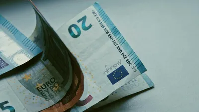 FINANCIAR Iarna vine cu facturi mai mari în Spania: se scumpesc motorina, benzina și gazele