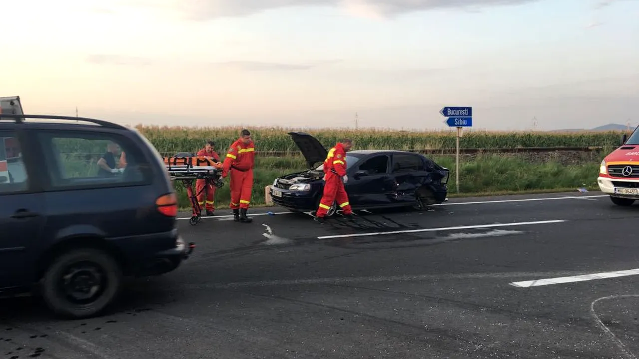FOTO | Accident la Braşov: Patru persoane au fost rănite, între care două femei însărcinate şi un copil 