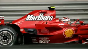 Kimi Raikkonen a câştigat Marele Premiu al Chinei