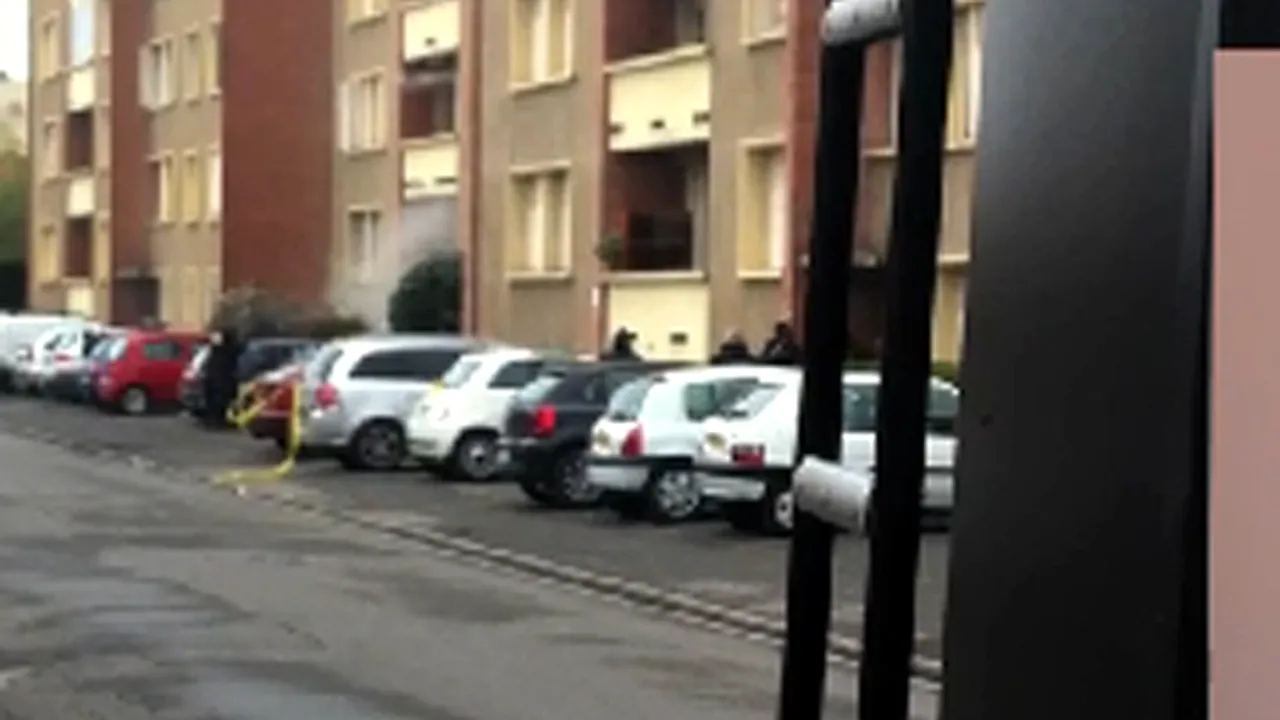 ATACURILE DIN TOULOUSE: Imagini din timpul asaltului poliţiei asupra locuinţei lui Mohamed Merah - VIDEO