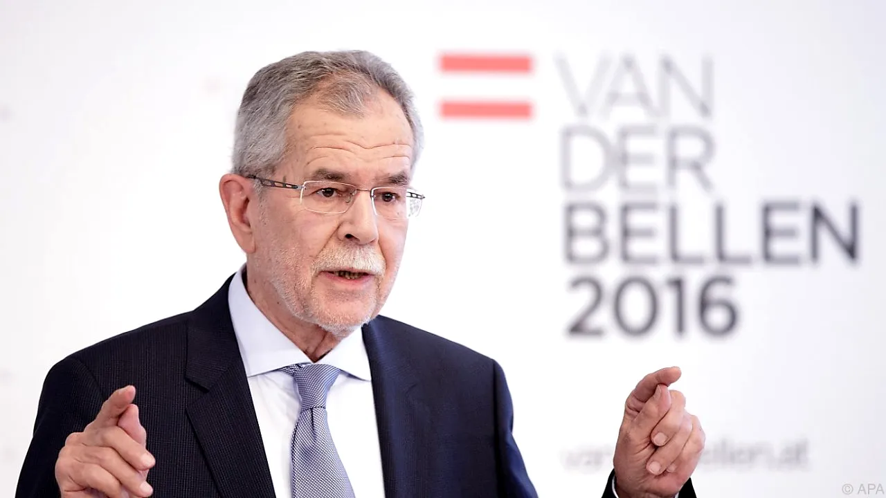 Unul dintre cei doi candidaţi la preşedinţia Austriei, ameninţat cu moartea de extremiştii de dreapta