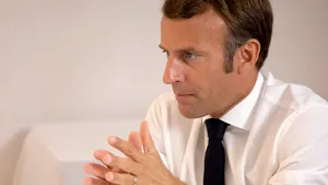Emmanuel Macron recomandă Iranului să evite ingerinţele în afacerile interne ale Libanului