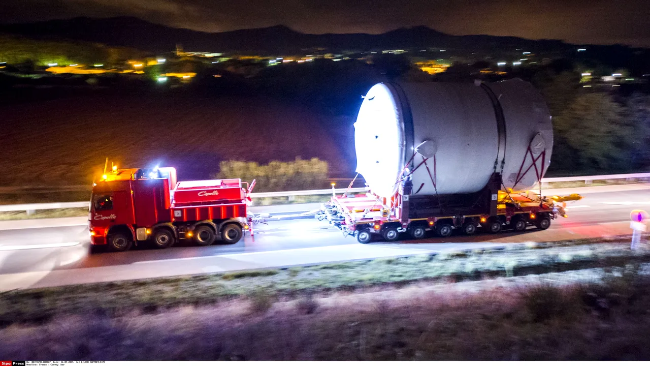 A început montarea celui mai mare reactor de fuziune nucleară din lume. Experţi români, implicaţi în proiect