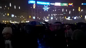 Câteva sute de persoane au protestat în faţa Guvernului faţă de modificările din Justiţie/ Proteste au avut loc şi la Iaşi - FOTO, VIDEO