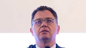 Radu Ștefan Oprea: „România are o problemă: cele 1000 de CV-uri de la USR. 600 sunt deja la Ministerul Economiei”