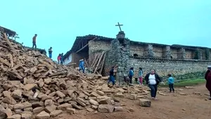 Efectele seismului puternic din Peru: Un turn al unei biserici medievale s-a prăbuşit 