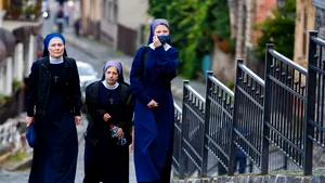 12 călugăriţe de la o mănăstire din Michigan au murit într-o lună din cauza COVID-19. „A fost ca un foc mistuitor”