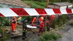 Unul dintre românii răniţi în accidentul din Italia a murit - FOTO, VIDEO
