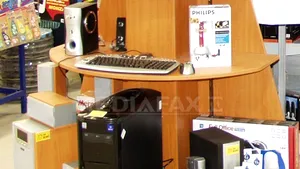 eMAG vrea să deschidă încă două showroom-uri în acest an