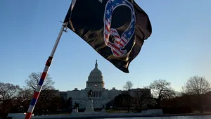 QAnon, declarat pericol în SUA. Biden vrea să închidă gura organizaţiei responsabilă pentru atacul dat asupra Capitoliului