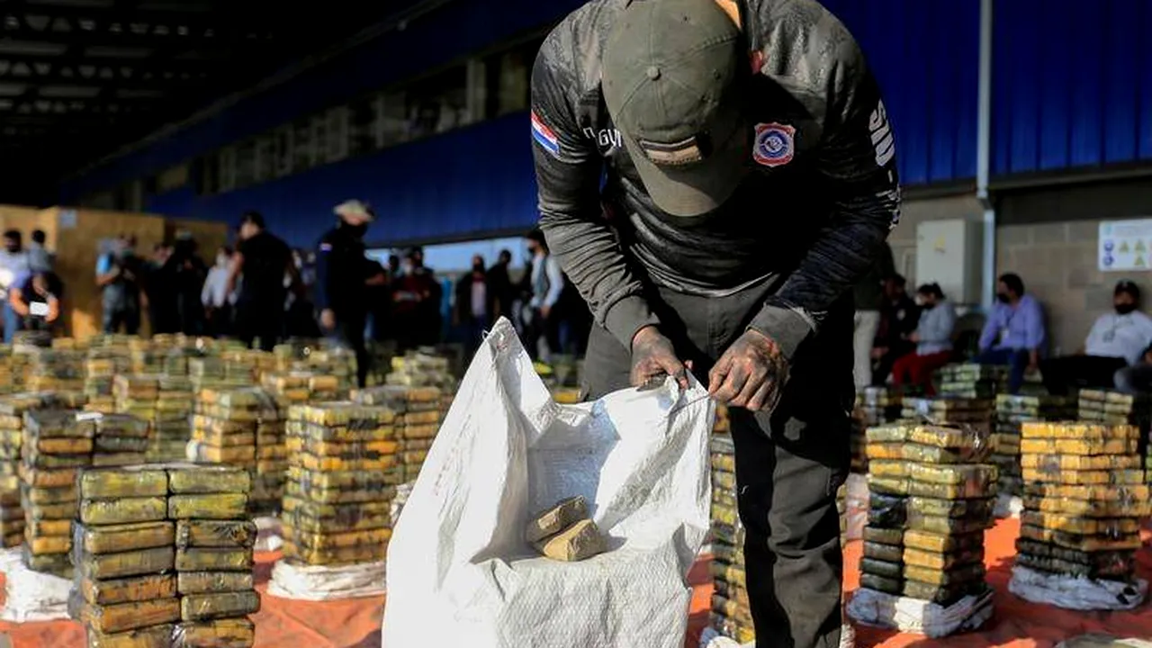 Captură record în Paraguay. Poliţia a confiscat un transport de cocaină cu o valoare de piaţă de 500 de milioane de dolari