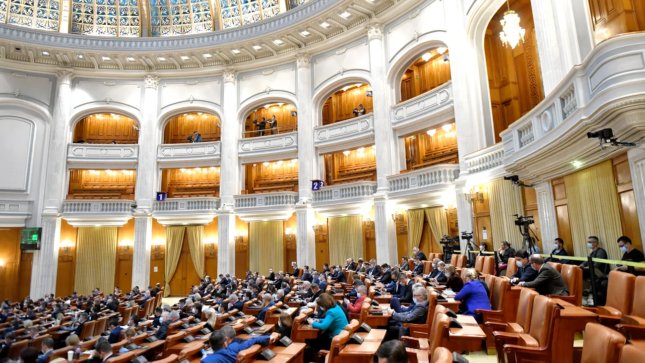 Expert Forum cere guvernului să nu măreasca suma pentru subvenţiile partidelor