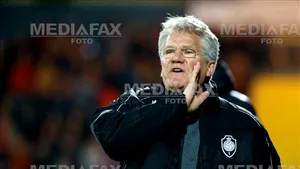 Naţionala de fotbal a României, aproape să găsească selecţioner. Ladislau Bölöni a venit în ţară, pentru a negocia contractul cu FRF