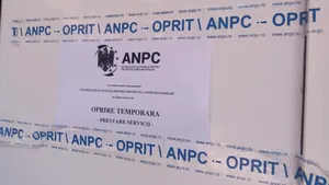 Noi controale ANPC pe litoral: Comisarii au găsit produse expirate, păstrate necorespunzător, lenjerii degradate