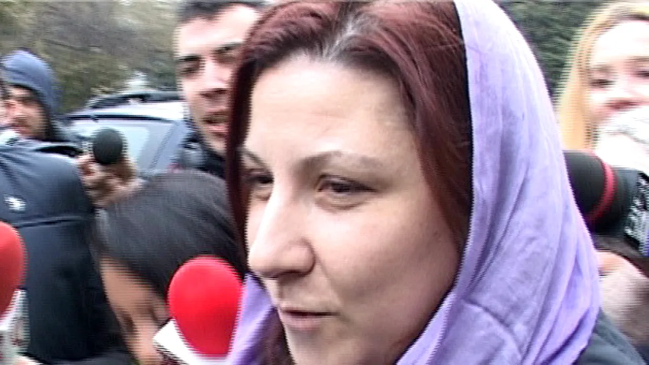Sora premierului Victor Ponta, Alexandra Herţanu, AUDIATĂ timp de două ore la DNA Ploieşti: 