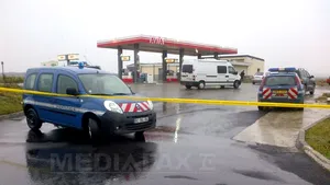 ATACUL ARMAT din Franţa: NIVEL MAXIM de alertă în nord. Atacatorii de la Charlie Hebdo, căutaţi în jurul localităţii Crépy-en-Valois, la 60 de kilometri de Paris - FOTO, VIDEO