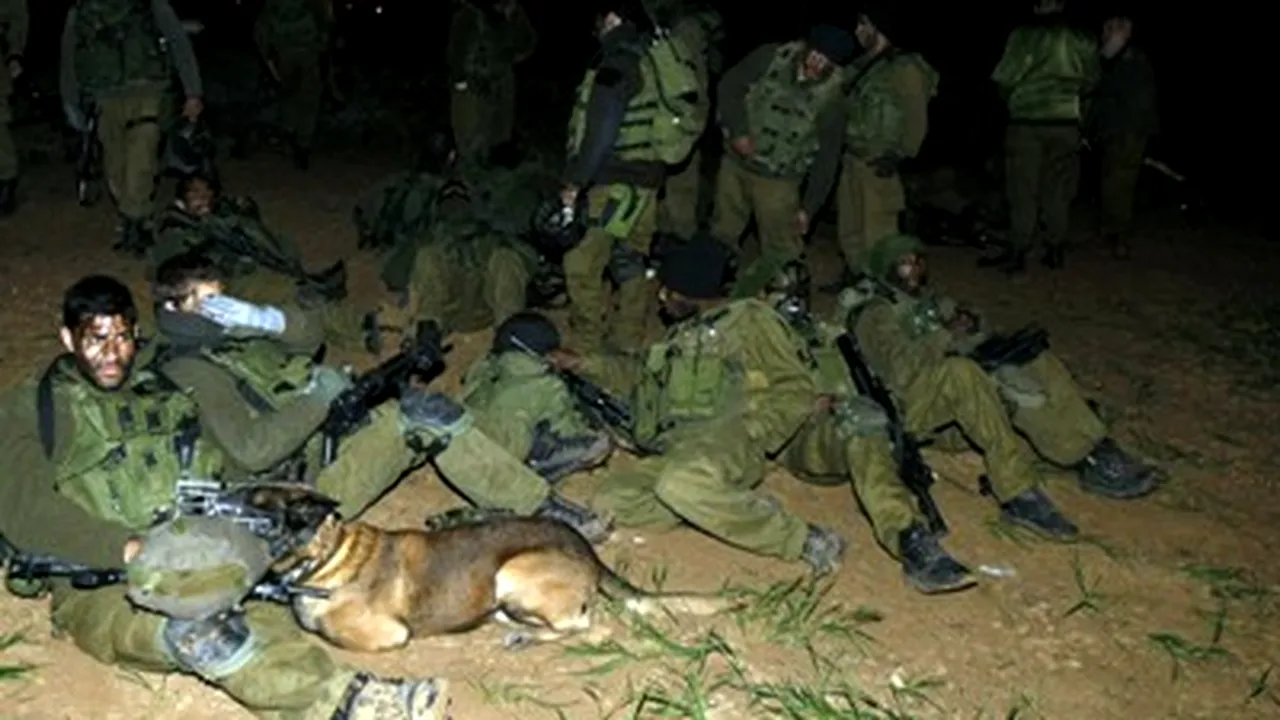 Treizeci de militari israelieni au fost răniţi de la declanşarea ofensivei terestre în Fâşia Gaza