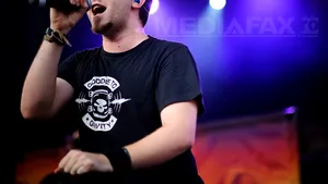 Solistul trupei Goodbye to Gravity, în stare gravă cu arsuri şi intoxicaţie după incendiul din clubul Colectiv