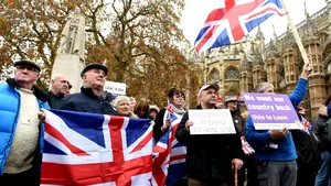 George Ciamba, anunţ pentru românii din Marea Britanie care doresc să se înregistreze pentru statutul de rezident