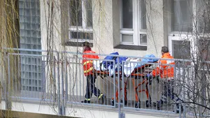 Tânărul cu Covid, intubat timp de 3 săptămâni, a murit după ce s-a externat pe semnătura