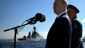 Putin spune că Marina Rusă va avea arme nucleare hipersonice/ 