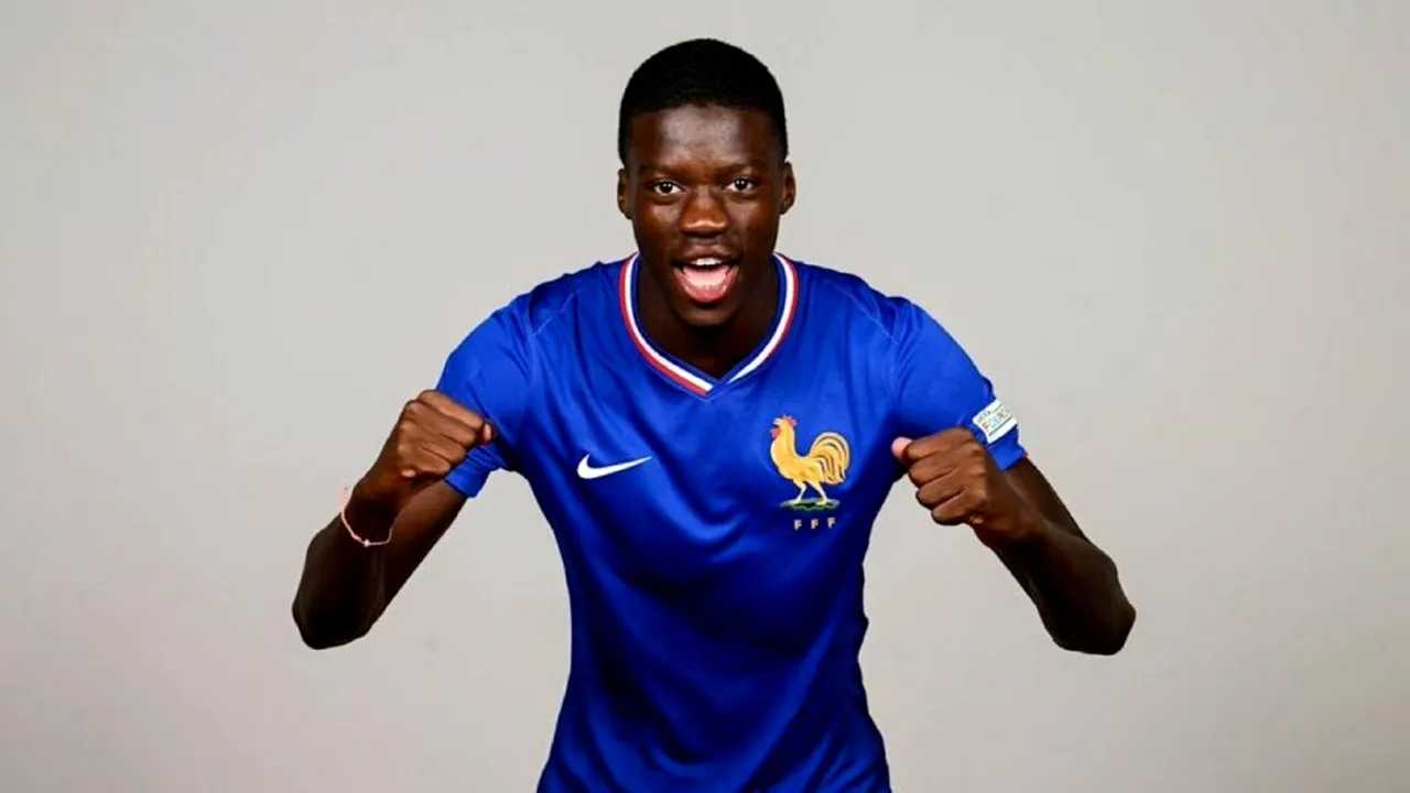 Chelsea a semnat pe opt ani cu internaţionalul francez U20 Mamadou Sarr