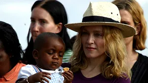 Filmul Madonnei despre copiii din Malawi - cap de afiş la festivalul lui Michael Moore
