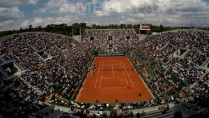 Cristina-Andreea Mitu şi Horia Tecău joacă luni la Roland Garros