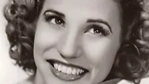 Ultima supravieţuitoare a grupului The Andrews Sisters a murit la 94 de ani - VIDEO
