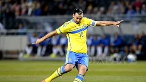Zlatan Ibrahimovici a devenit cel mai bun marcator din istoria clubului Paris Saint-Germain