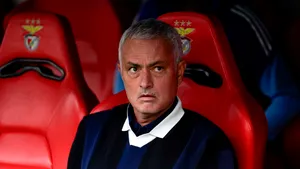 Antrenorul José Mourinho urmează să semneze cu Benfica până la finalul sezonului 2026/27
