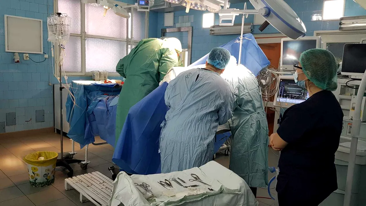 Gest impresionant: Fiul unei femei aflate în moarte cerebrală a acceptat să-i doneze organele, pentru ca alte vieţi să fie salvate