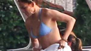 Jennifer Lopez, vacanţă pe iaht alături de copii şi prieteni. Unde s-a relaxat vedeta latino - FOTO