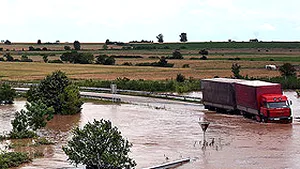 Patru morţi şi cinci dispăruţi, în Bulgaria, în urma inundaţiilor