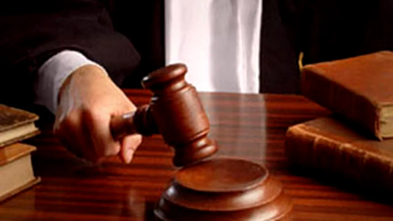 Activitatea de judecată, suspendată începând de marţi în mai multe instanţe din Capitală şi din ţară