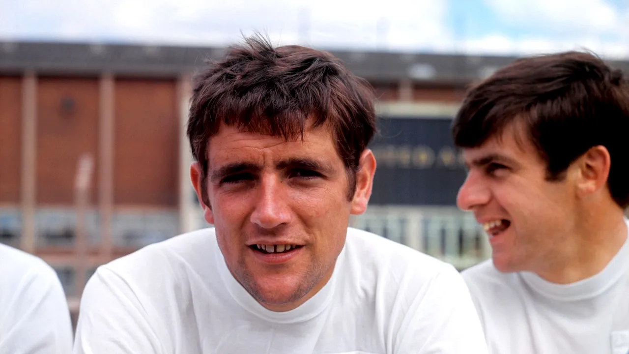 O legendă a clubului Leeds United a murit. Norman Hunter, în vârstă de 71 de ani, a fost răpus de noul coronavirus