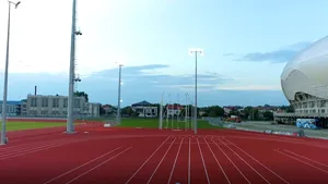 Atleţii craioveni nu se mai antrenează prin parc. Au stadion modern: cât a costat arena