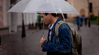 METEO Cod galben de furtuni în mai multe zone din țară. ANM anunță ploi torențiale, vijelii și grindină