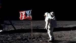 Luna poate fi explorată virtual