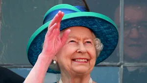 Detaliul dezvăluit despre Regina Marii Britanii: foloseşte acelaşi produs de 28 de ani şi costa doar 9 dolari