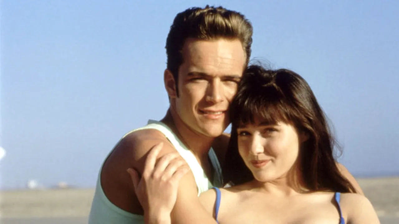 Shannen Doherty, actriţa din serialul „Beverly Hills”, mesaj impresionant înainte cu o zi ca Luke Perry să moară 