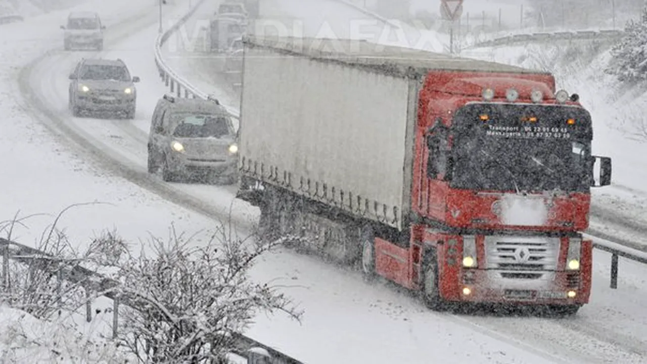 INFORMARE METEO: Viscol, vânt şi polei, în Maramureş, Transilvania şi la munte