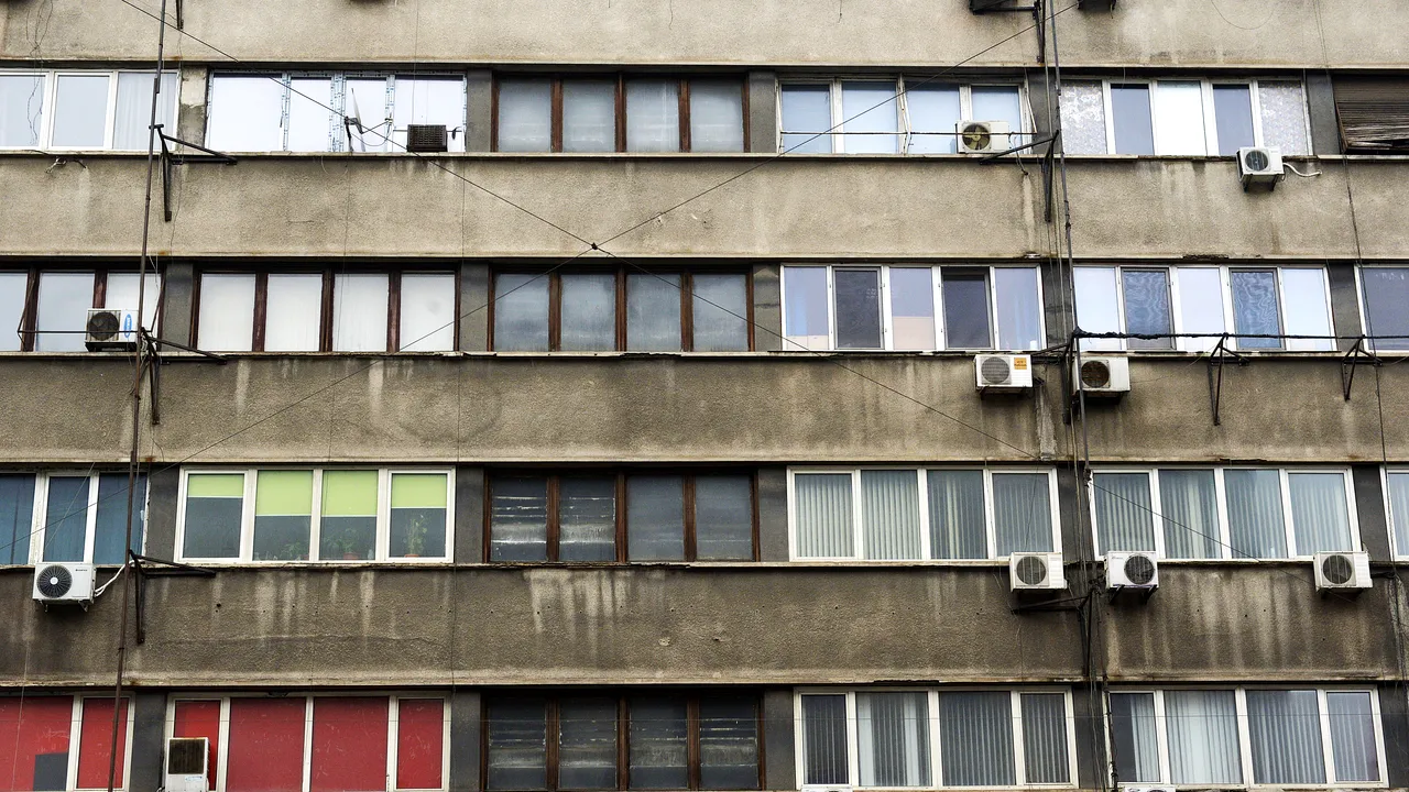 Nicuşor Dan, despre consolidarea clăridilor cu risc seismic: Suntem departe